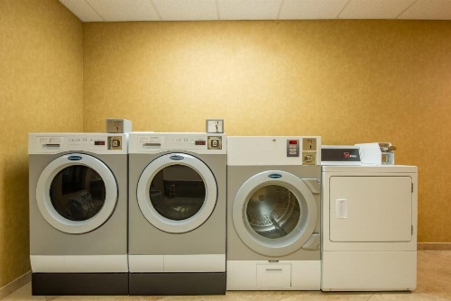 Holiday Inn Express & Suites Clovis image 36