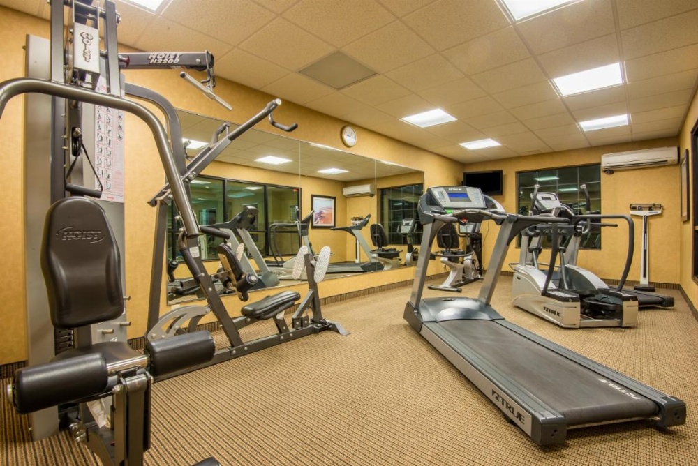 Holiday Inn Express & Suites Clovis Image 39